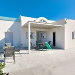 Crystal Santorini Villa Vóthon