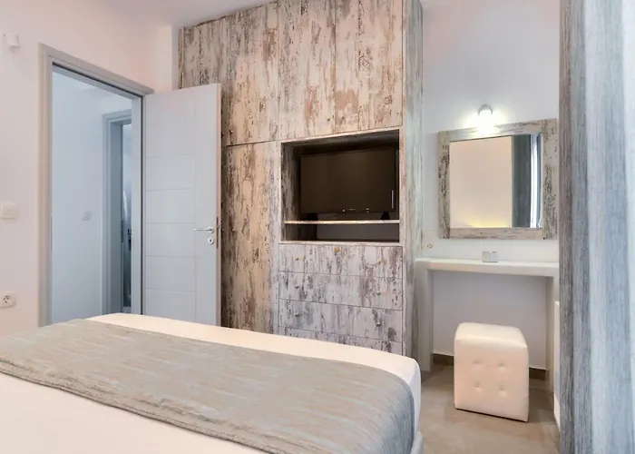 Villa Crystal Santorini *